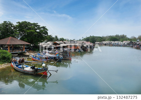 タイ南部の漁村 132487275