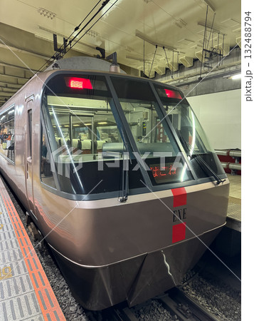 小田急線　新宿駅 132488794