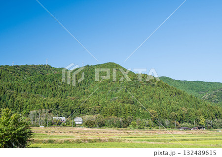 マキノの長閑な田園風景　滋賀県高島市 132489615