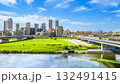 多摩川・武蔵小杉の都市風景【神奈川県・川崎市】 多摩川・武蔵小杉の都市風景【神奈川県・川崎市】 132491415
