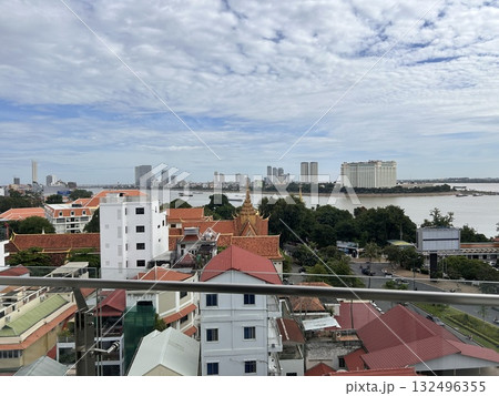 カンボジアのプノンペンのホテルからの景色 132496355