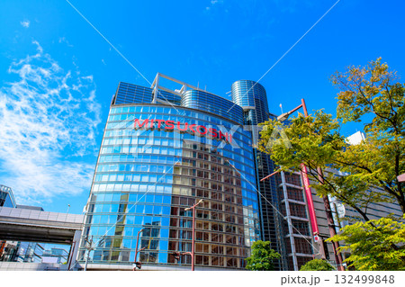 福岡三越 福岡市中央区天神の渡辺通4丁目交差点から西側 天神南 朝カラー 福岡三越 福岡市中央区天神の渡辺通4丁目交差点から西側 天神南 朝カラー 132499848