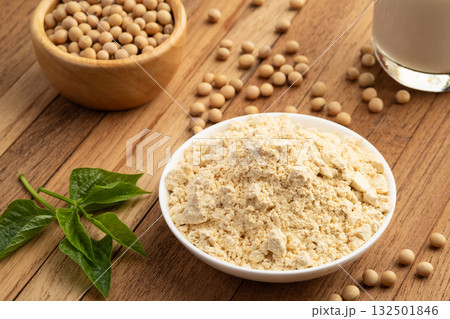 Instant soy milk powder in white plate,Alternative milk,healthy concept. 132501846