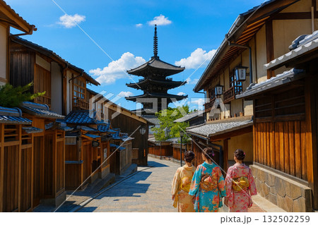 八坂の塔　五重塔　 132502259