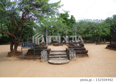 スリランカ　世界遺産　古都ポロンナルワ 132504492