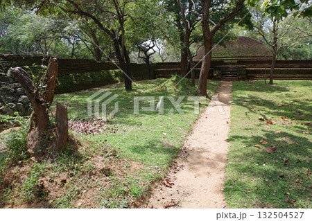 スリランカ 世界遺産 古都ポロンナルワ スリランカ 世界遺産 古都ポロンナルワ 132504527