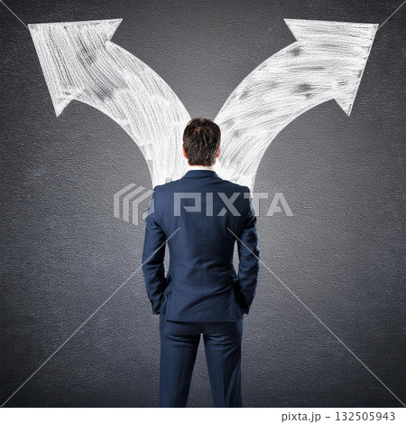 Navigating Between Expectations and Harsh Reality Navigating Between Expectations and Harsh Reality 132505943