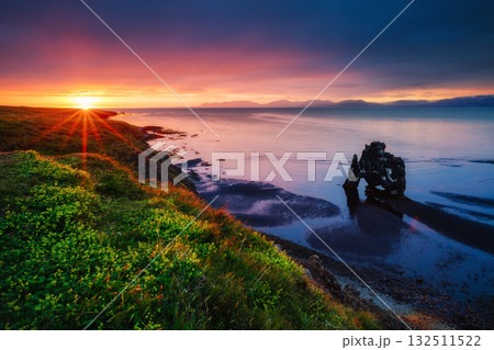 Amazing view of the Atlantic ocean at dawn. Location place Hvitserkur, Iceland, Europe. 132511522