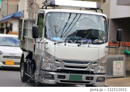 産業廃棄物収集運搬車 132512032