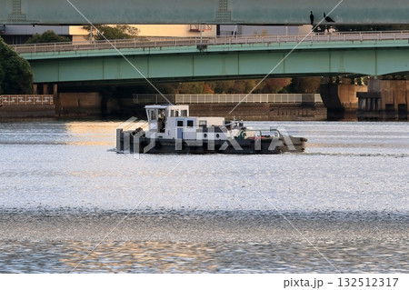タグボート タグボート 132512317
