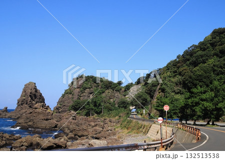 【福井県】風景明媚な景色のドライブスポット_国道305号線の風景 【福井県】風景明媚な景色のドライブスポット_国道305号線の風景 132513538