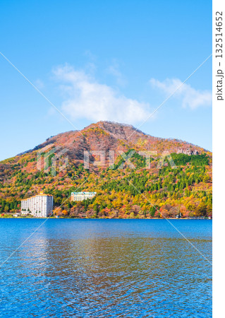 榛名山・榛名湖・掃部ヶ岳(秋) 榛名山・榛名湖・掃部ヶ岳(秋) 132514652