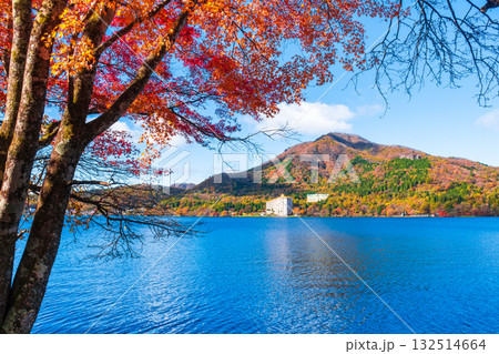 榛名山・榛名湖・掃部ヶ岳(秋) 榛名山・榛名湖・掃部ヶ岳(秋) 132514664