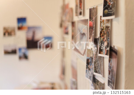 個展の準備をする様子 132515163