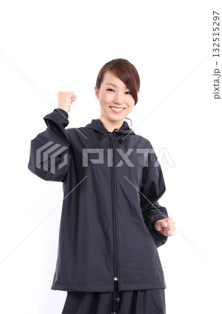 サウナスーツを着た女性 132515297