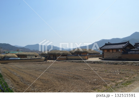 韓国安東にある河回村 昔の集落の風景 韓国安東にある河回村 昔の集落の風景 132515591