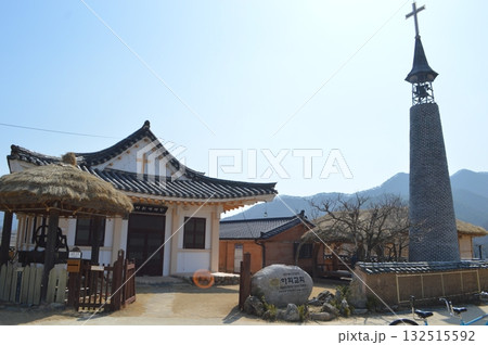 韓国安東にある河回村の教会 132515592