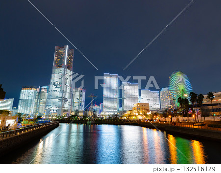 横浜みなとみらいの夜景 横浜みなとみらいの夜景 132516129