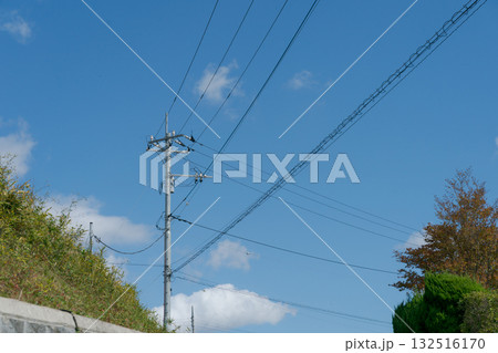 電柱と青空 電柱と青空 132516170