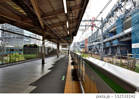品川駅一番線ホームの景色 品川駅一番線ホームの景色 132518142
