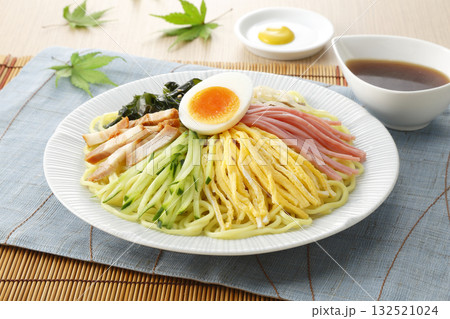 冷やし中華 冷やし中華 132521024