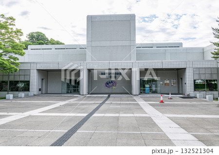秋田県秋田市　きららとしょかん明徳館(秋田市立中央図書館明徳館) 132521304