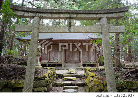 比叡山延暦寺の境内の神社 比叡山延暦寺の境内の神社 132523937