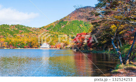榛名山・榛名湖・烏帽子ヶ岳(秋) 榛名山・榛名湖・烏帽子ヶ岳(秋) 132524253