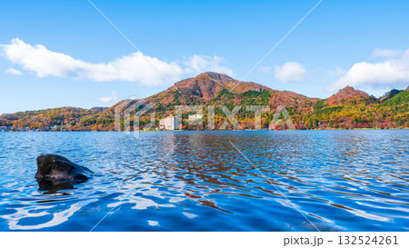 榛名山・榛名湖・掃部ヶ岳(秋) 榛名山・榛名湖・掃部ヶ岳(秋) 132524261