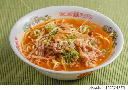 豚キムチラーメン 132524276
