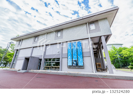 秋田県秋田市　秋田市文化創造館 132524280