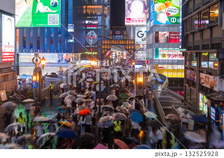 《大阪府》道頓堀・ミナミの繁華街 132525928