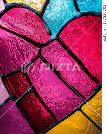 ステンドグラスのピンクのハート AI画像 ステンドグラスのピンクのハート AI画像 132526202