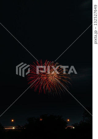 浜松市の中野町煙火大会の風景(静岡県) 132527649