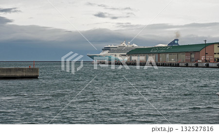 小樽に寄港したクルーズ船　ノルウェージャン・スピリット 132527816