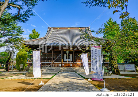 東京都上野　寛永寺（かんえいじ）　根本中堂（本堂）　徳川家の菩提寺 132528121