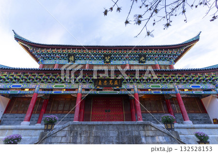 Beautiful image of Mufu Palace in Lijiang old town at evening light in Lijiang, China 132528153