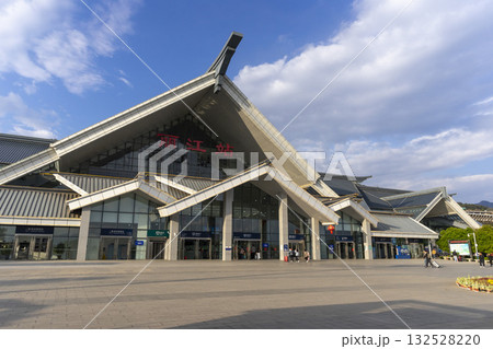 Lijiang, China - April 10, 2024 : View of the main building of Lijiang Railway Station in Lijiang, China on April 10, 2024. 132528220