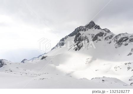 Beautiful view of Jade Dragon Snow Mountain (or Mt. Yulong) in Yulong Naxi Autonomous County, Lijiang, in Yunnan province, China. 132528277