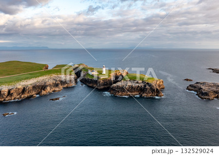 Aerial view of Rathlin O'Birne island in County Donegal, Irleand 132529024