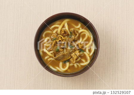 カレーうどん　俯瞰 132529107