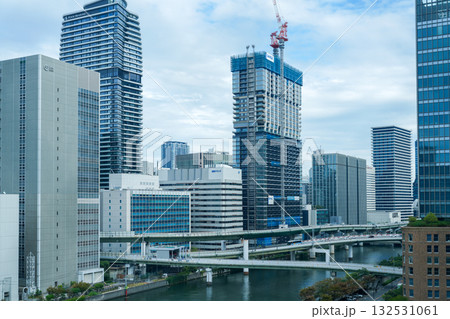 変わりゆく大阪・中之島と周辺の高層ビル群（市街地）2025年10月撮影 132531061
