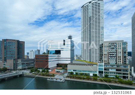 変わりゆく大阪・中之島と周辺の高層ビル群（市街地）2025年10月撮影 132531063