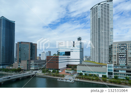 変わりゆく大阪・中之島と周辺の高層ビル群（市街地）2025年10月撮影 132531064