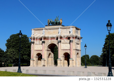 カルーゼル凱旋門（Louvre Museum） 132531228