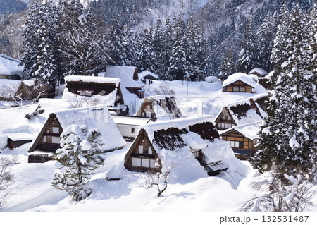 冬　五箇山　相倉合掌集落 132531487