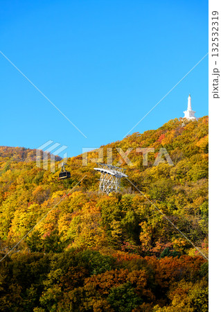 藻岩山秋景（ロープウェイ）_1883 132532319