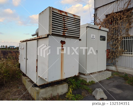 非常用自家発電設備と変電設備 132534351