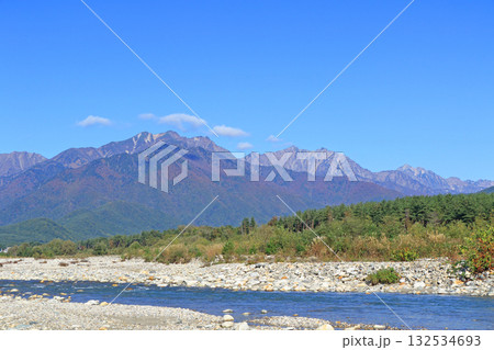 信濃大町山岳展望 秋の北アルプス後立山連峰 信濃大町山岳展望 秋の北アルプス後立山連峰 132534693