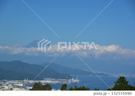 日本平からの富士山　静岡 132535090